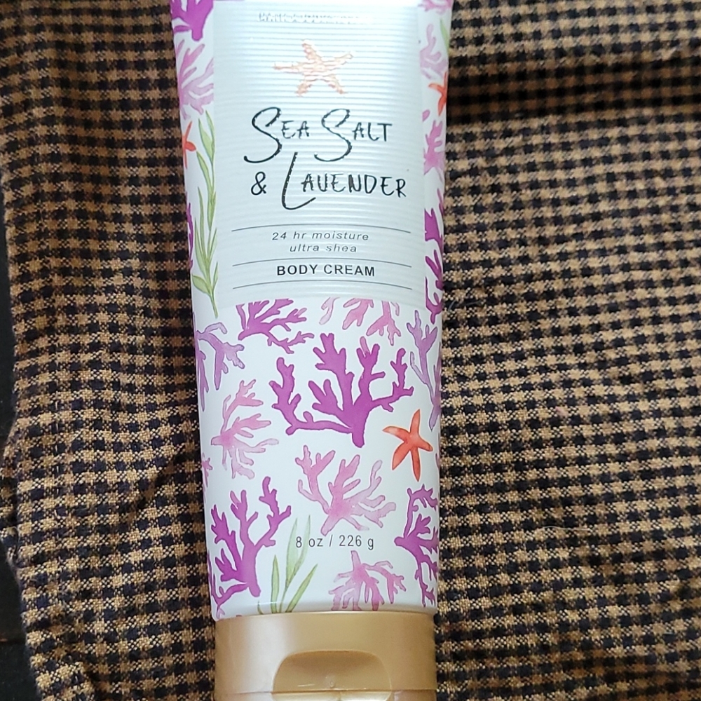 Bath and body works Body Cream